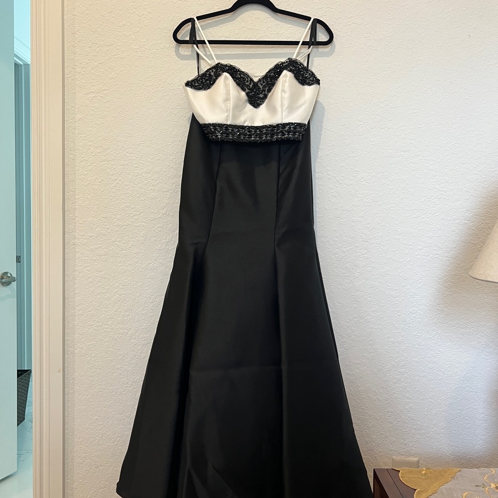 Say yes to the prom two piece dress